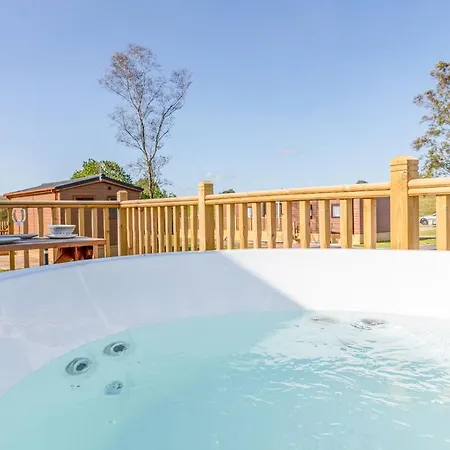 Great Harlow Views * Newby (Craven)