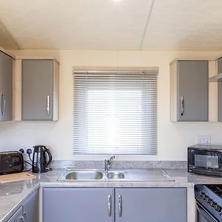 فندق Great Harlow Views