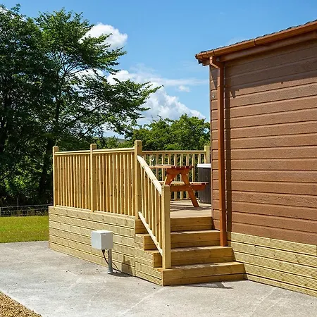 Great Harlow Views * Newby (Craven)