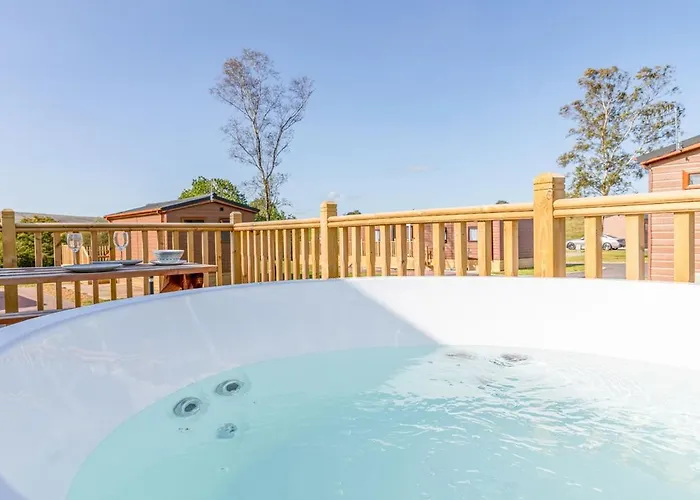 Great Harlow Views * Newby (Craven)