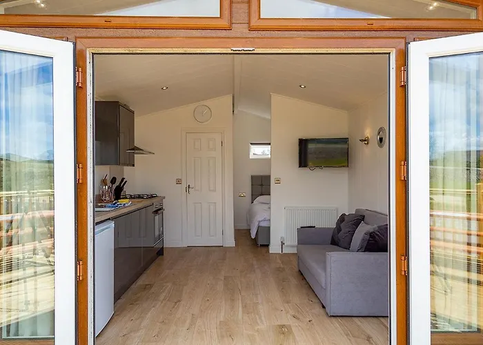 Great Harlow Views * Newby (Craven)