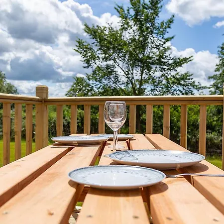 Great Harlow Views Hotel *