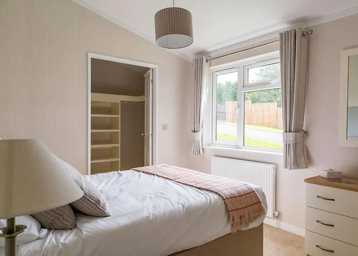 Hotel Great Harlow Views *