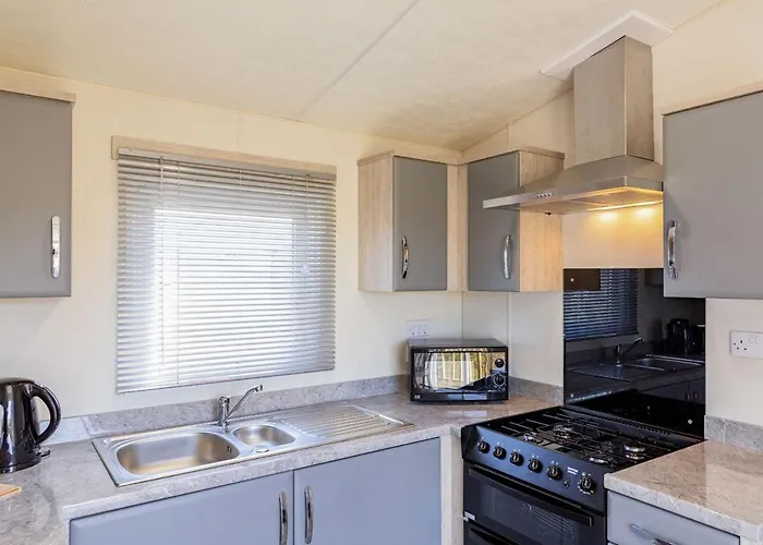 Hotel Great Harlow Views *