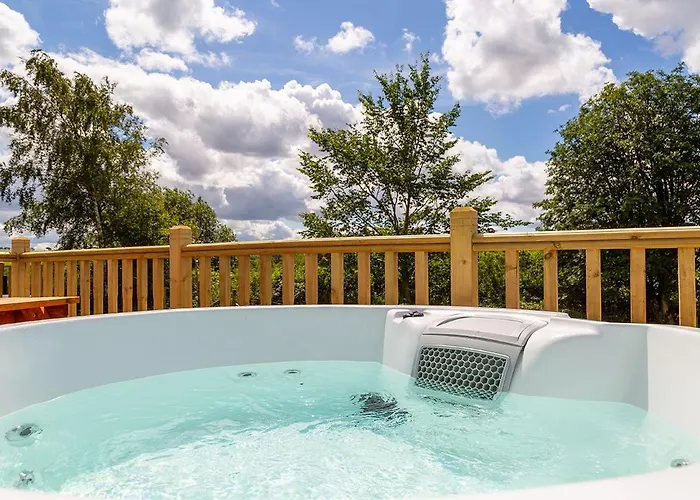 Hotel Great Harlow Views