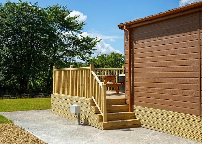 Great Harlow Views * Newby (Craven)